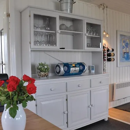 Three-bedroom Holiday In Hébergement de vacances *