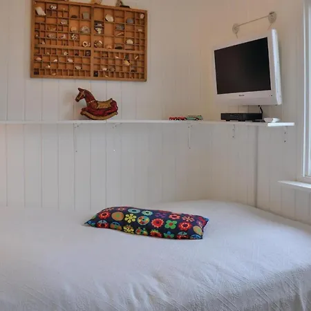 Hébergement de vacances Three-bedroom Holiday In *